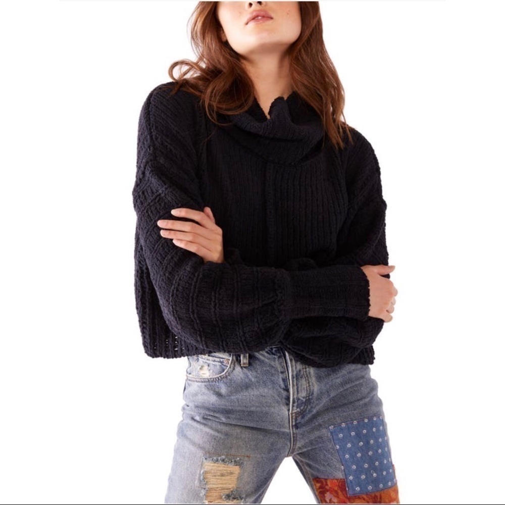 NWT FREE PEOPLE Boho Oversized Cozy Be Yours Bishop Sleeve Sweater Size L